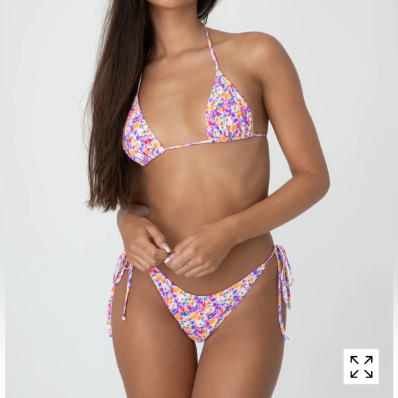 Floral Triangle Bikini Set - Picture 1 of 4